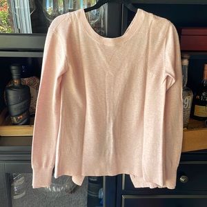 Light summer sweater by Lululemon